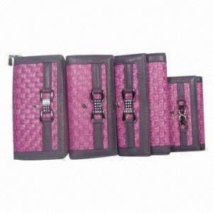 Wholesale Women's PVC Wallets with Metal Logo, Available in Various Colors, 6 Sizes from china suppliers