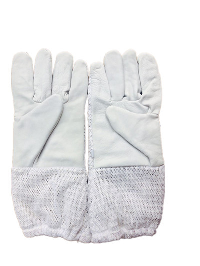 Wholesale Sting Proof Beekeeping Gloves , Beekeeping Protective Clothing For Bee Keepers from china suppliers