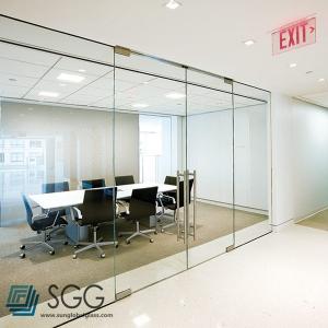 Wholesale clear/ultra clear/silkscreen/acid etched tempered glass partition 6mm 8mm 10mm 12mm from china suppliers