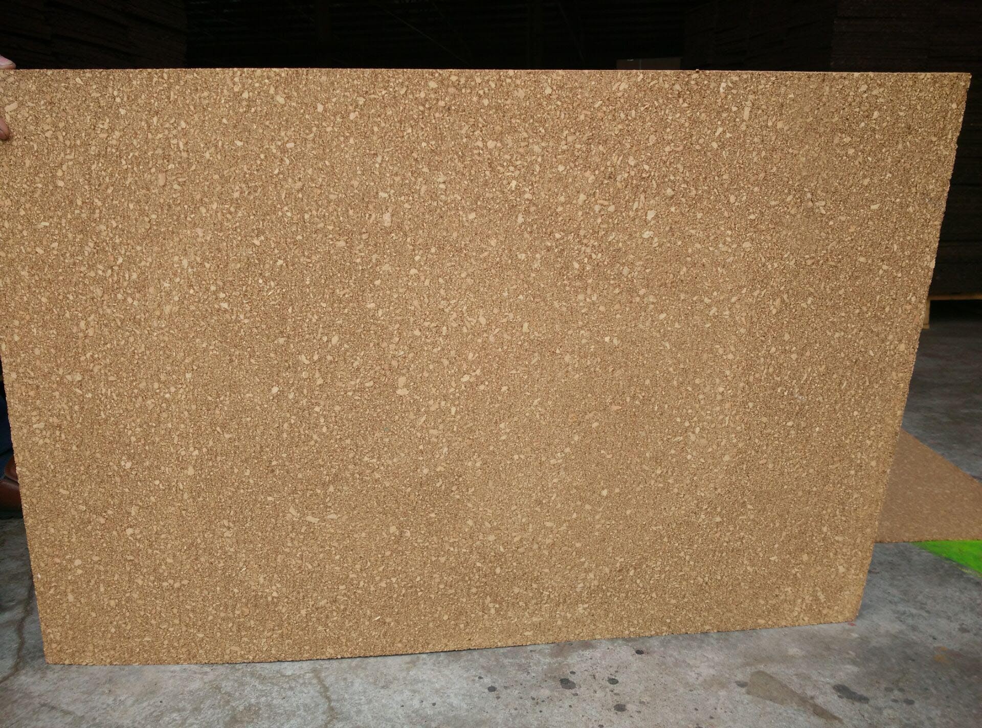 Wholesale Standard size, 200kg/m3-300kg/m3 Cork covering substrate/cork roll underlay,good sound and heat insulation from china suppliers