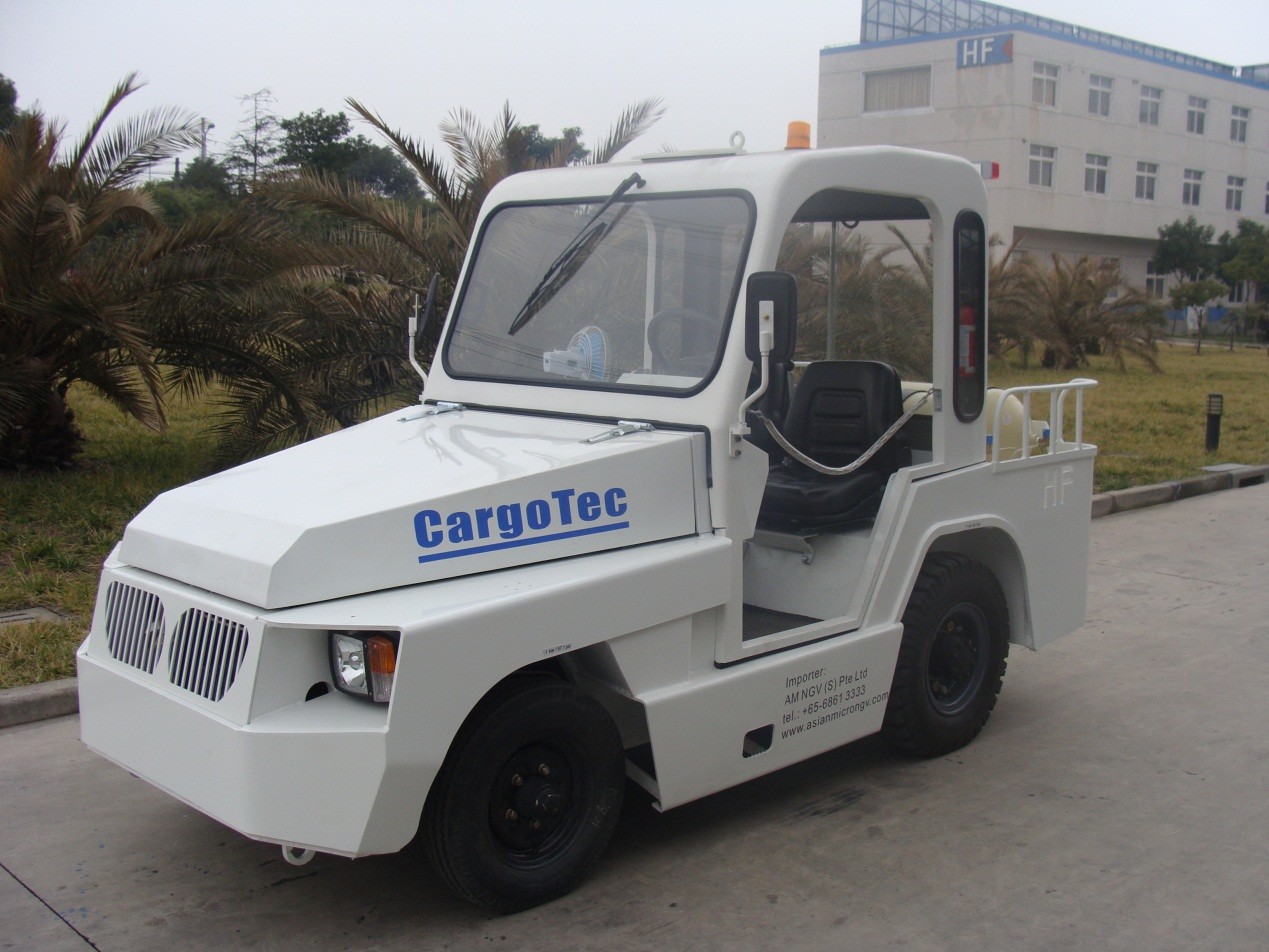 Wholesale 25 KN Draw Bar Pull Baggage Towing Tractor Automatic / Manual Transmission from china suppliers