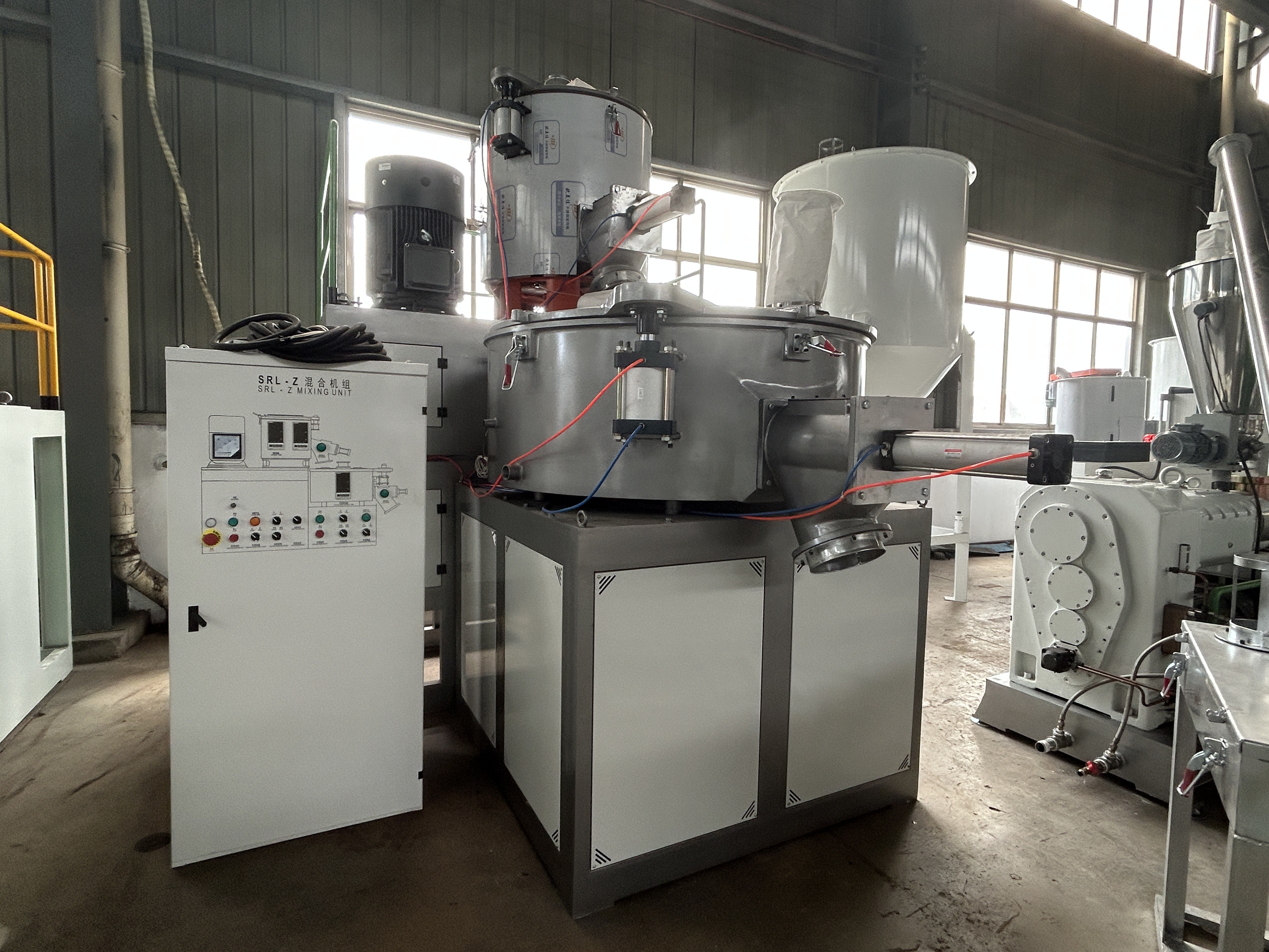 Buy cheap 300/600 PLC Control Plastic Mixer Machine 11 Kw For Preparing PVC Raw Material from wholesalers