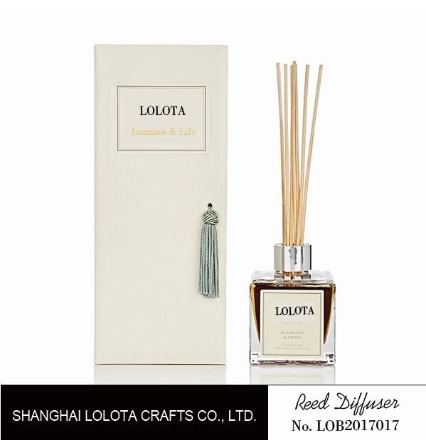 Silver color cap square clear glass bottle reed diffuser with tassel gift box