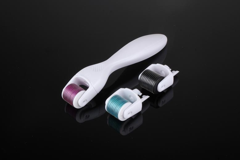 Wholesale MRS Wide handle derma roller titanium derma roller microneedle 1080 roller from china suppliers