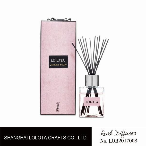 Quality silver cap square bottle reed diffuser with ribbon pink folding box for sale