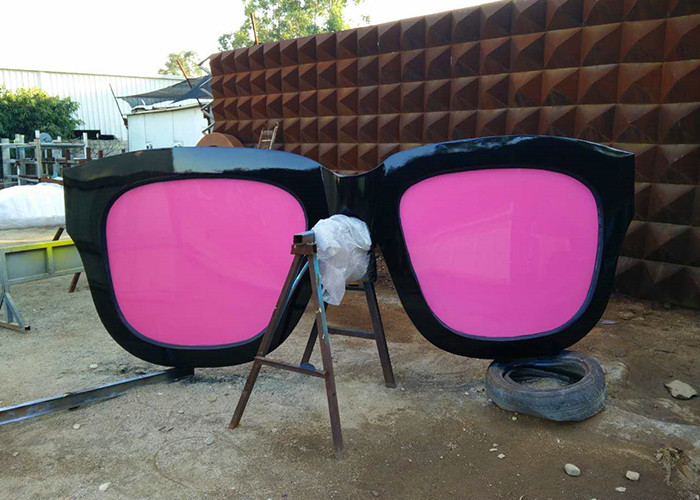Wholesale Metal Sculpture Art Giant Sunglasses Sculpture Stainless Steel With Pink Glasses from china suppliers