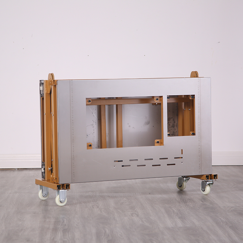 Wood Portable Sliding Table Saw Cutting Machine For Construction Works In Yellow