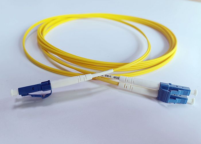 Fttx Sm Fiber Optic Cable High Interchangeability For DWDM Systems Easy To Use