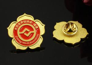 Wholesale Zinc-alloy flower metal paint brooch pin golden color university school badges corporate promotional activities, badges from china suppliers