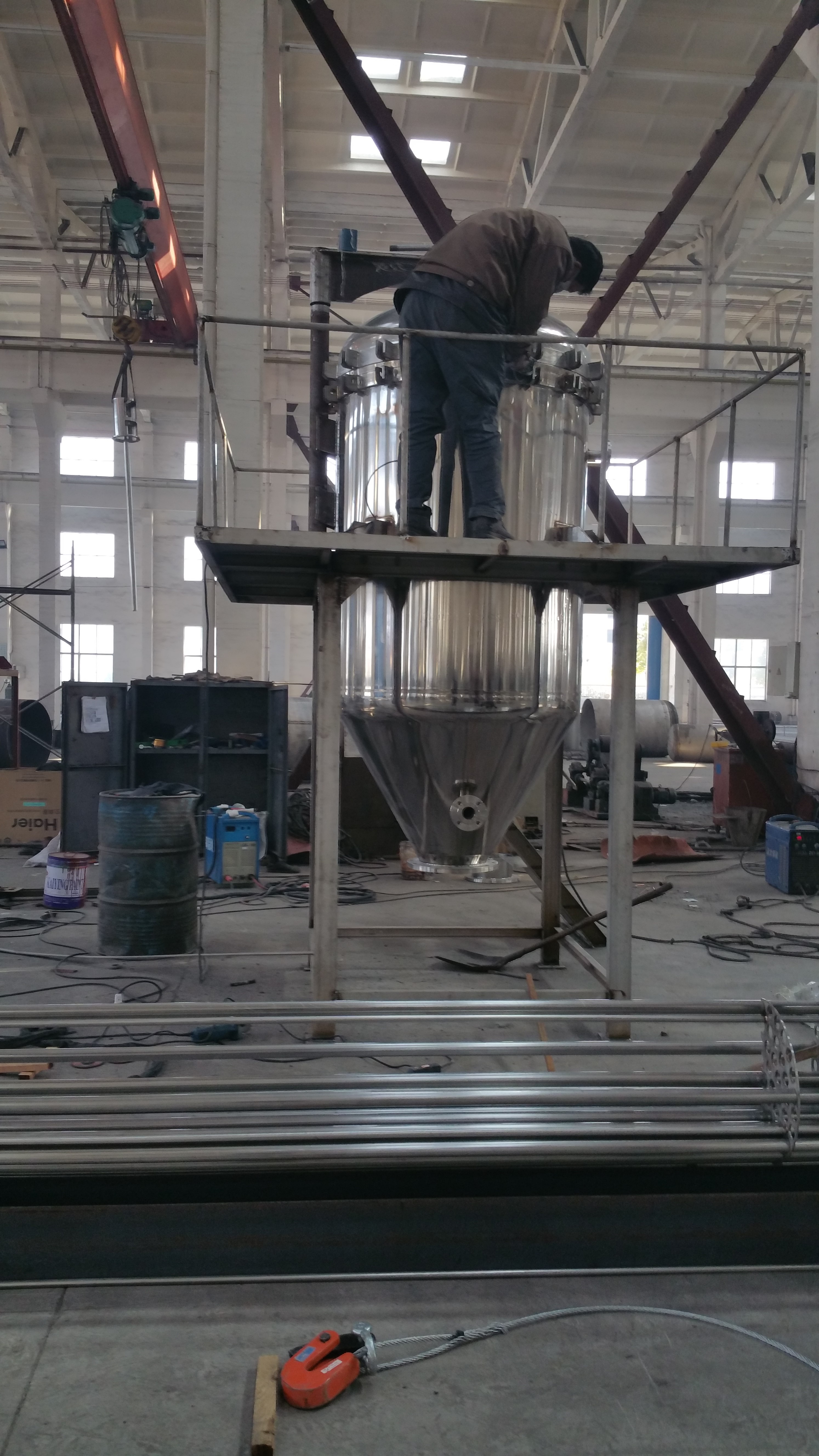 Industry Stainless Steel Candle Filter Machine for Water Treatment Capacity 500L-2000L