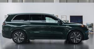 Wholesale LI L9 2023 Pro Large 6 Seats EREV SUV 330 KW Max Power 449 PS Motor 5.3s 0-100km/H from china suppliers