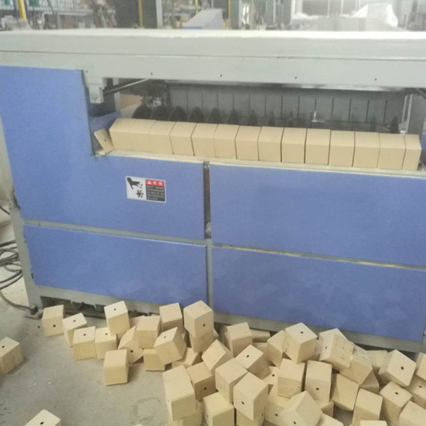 Automatic Wood Pallet Block Cutters