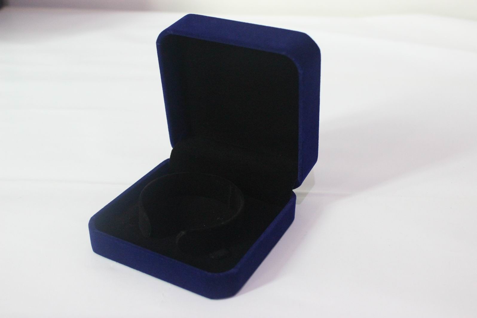 Jewellery Hard Gift Boxes Customized PB10 AI Cardboard Packaging Gold SGS