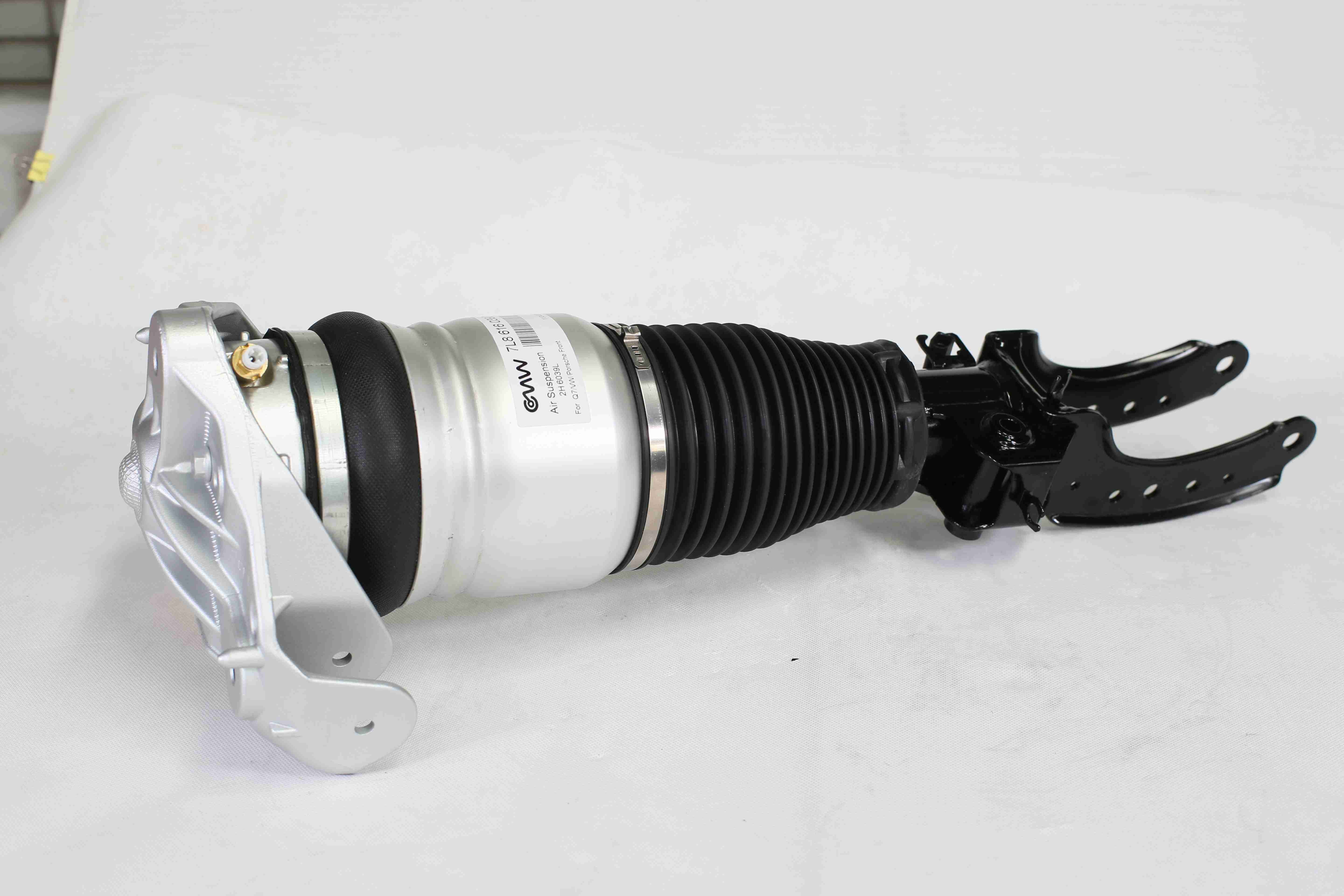 Front Air Adjustable Shocks Suspension For Volkswagen Q7 Touareg Caynne 7L6616039D