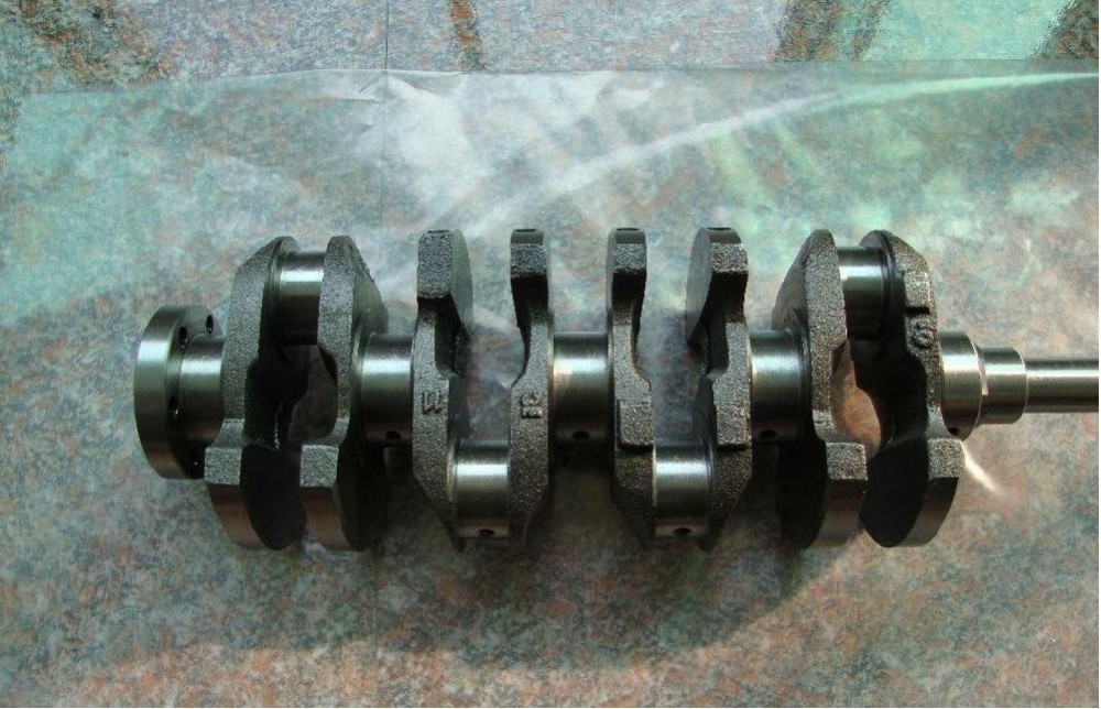 Auto spare engine Crank shaft for Toyota 1E ZE 3E 4E 13401-11050 Cast iron Crankshaft