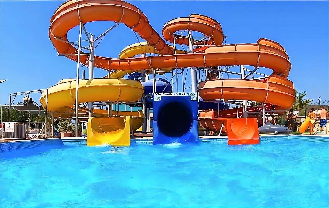 OEM Aqua Park Water Sport Kids Swimming Pool Accessories Games Slide