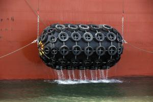 Wholesale 50Kpa D2.0*3.5L Penumatic Marine Fender Natural Rubber from china suppliers