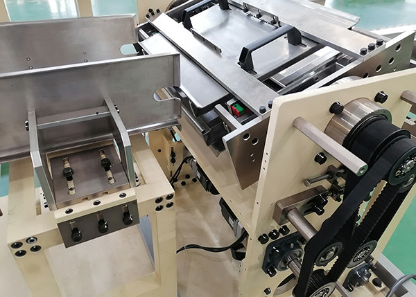 HMI Monitor 25 30 35 PPM Baby Diaper Packing Machine