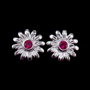 Wholesale Flower Shape 925 Silver Earrings For Women Nickel Free And Lead Free from china suppliers