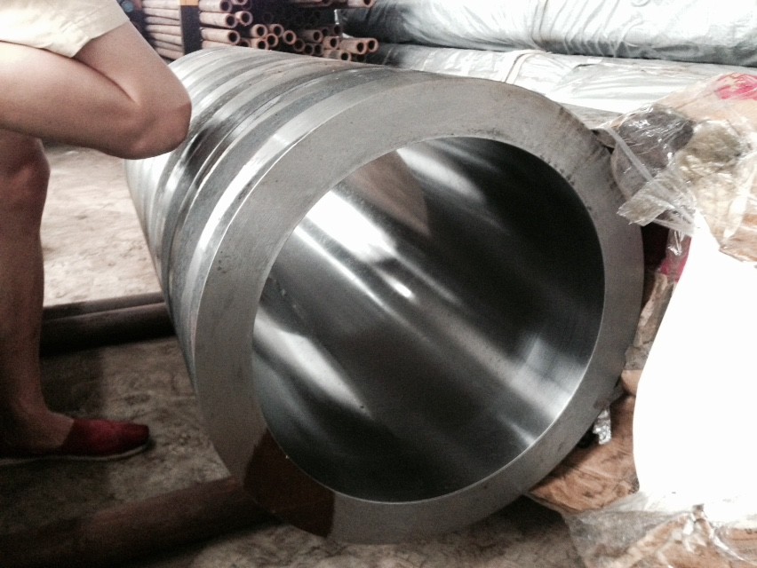 Torich Carbon Hydraulic Cylinder Honed Tube Jis G3473 Standard In Round Shape