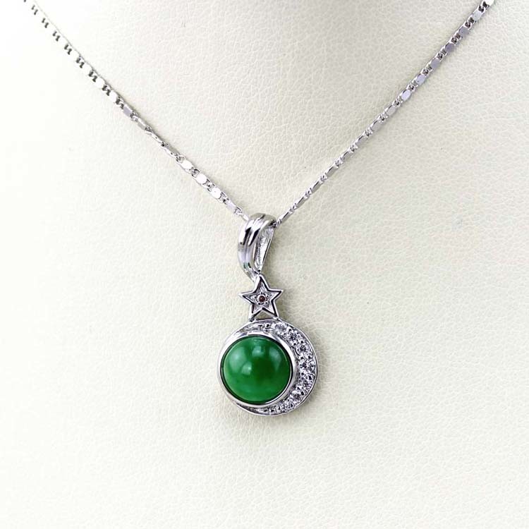 925 Silver 8mm Round Green Jade Cubic Zirconia Pendant Necklace (PSJ003)