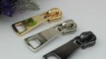Factory price customized size zinc alloy light gold No.15 metal zipper slider