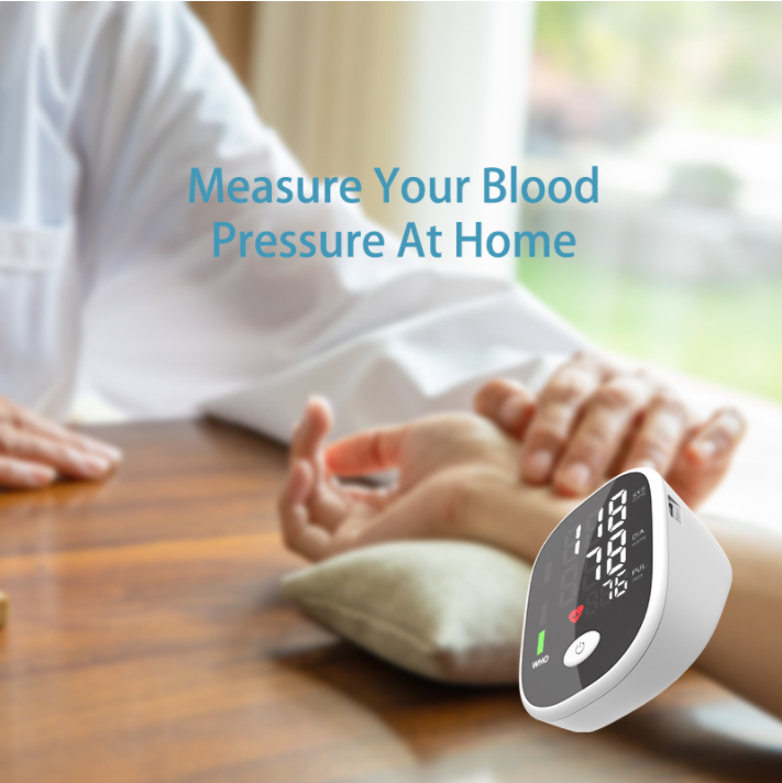 LCD Display Blood Pressure Monitor Cuff Plastic ABS With Voice Broadcasting