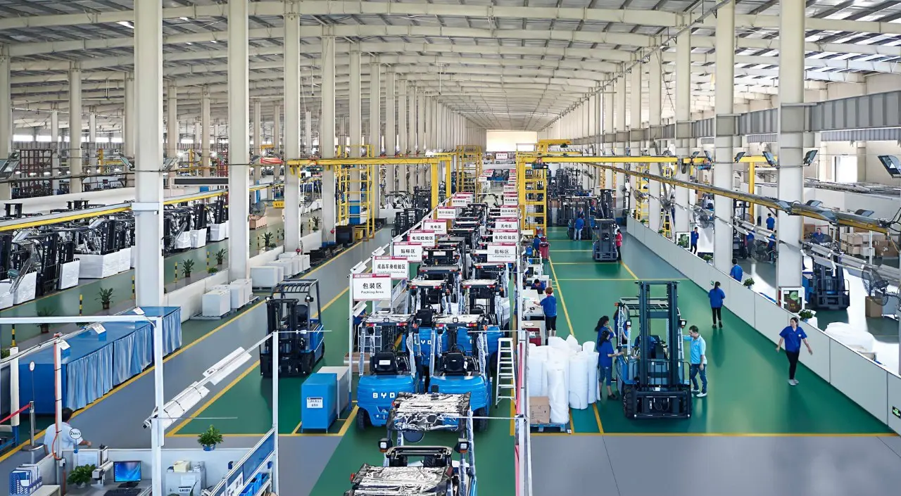 Feifan MARVEL R ER6 Electric Car Import 4 Wheel Automatic SUV Speed Cars Car 4674 * 1919 * 1618mm Battery Energy 69.9kWh