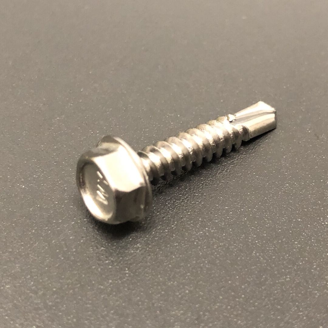 M5.5 SS 410 Galvanized Self Drilling Screws 38mm Hex Head Tek Screws With EPDM Washer
