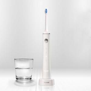 Wholesale Electric toothbrush replaceable intelligent timer powered by acoustic technology waterproof rechargeable toothbrush from china suppliers