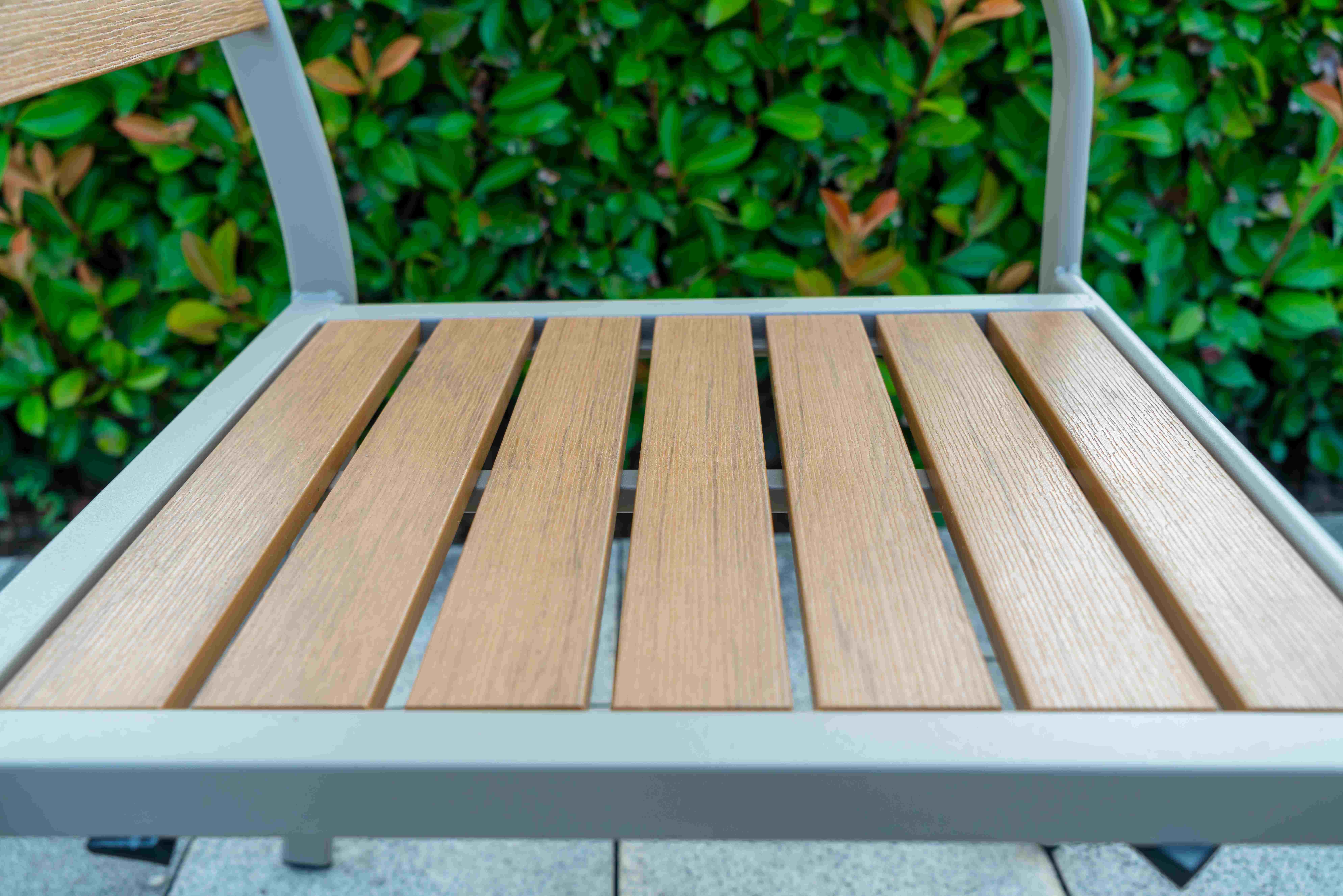 Outdoor Poly Wooden Dining Table And Chairs Plastic Wood Patio Table And Chair Set 5 Pieces Set