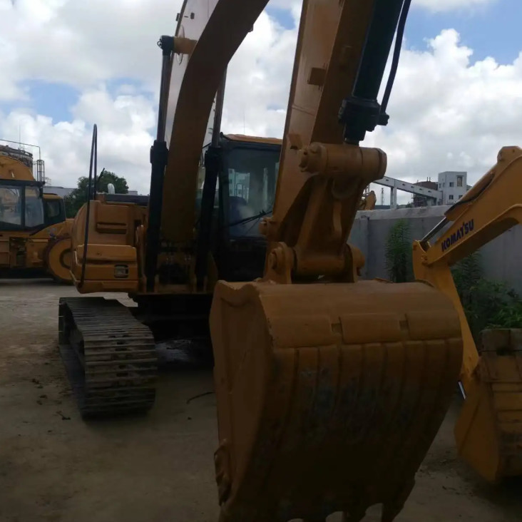 15 Ton CAT 315D Caterpillar Used Heavy Duty Excavators Secondhand Diggers For Sale