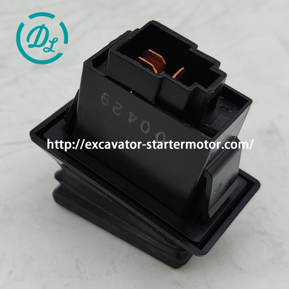 Sumitomo KHR3967 Toggle Switch Excavator Spare Parts 24V Switch