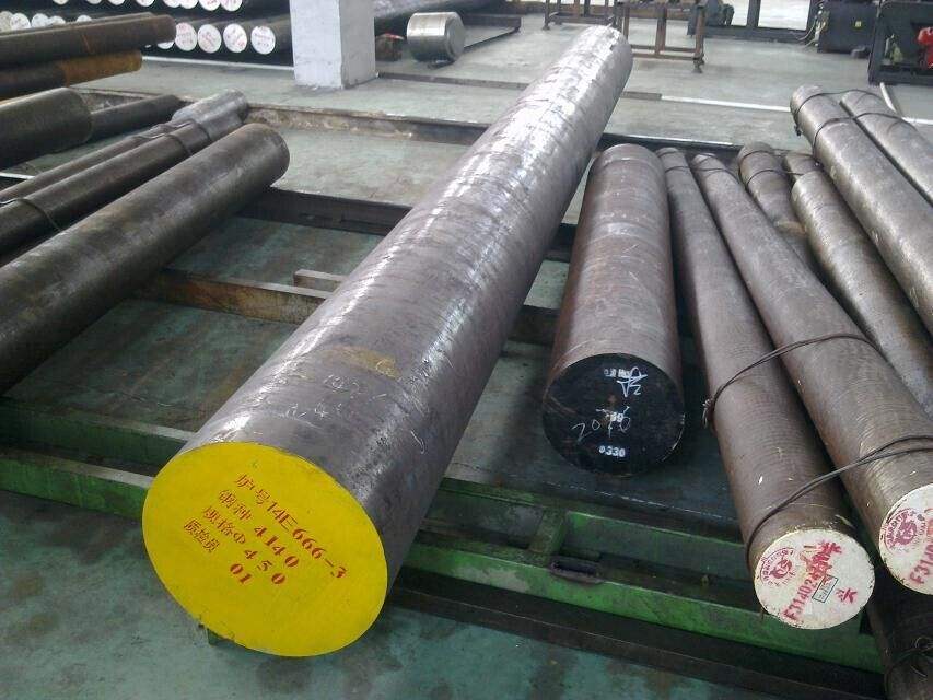 Cold / Hot Rolled St37 Carbon Steel Round Bar Corrosion Resistance