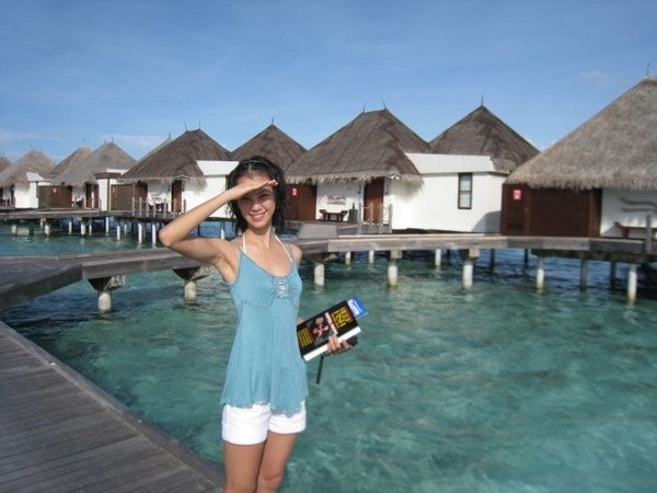 Light Steel Framing Prefabricated Overwater Bungalow / Prefab House For Resort Water Bungalow