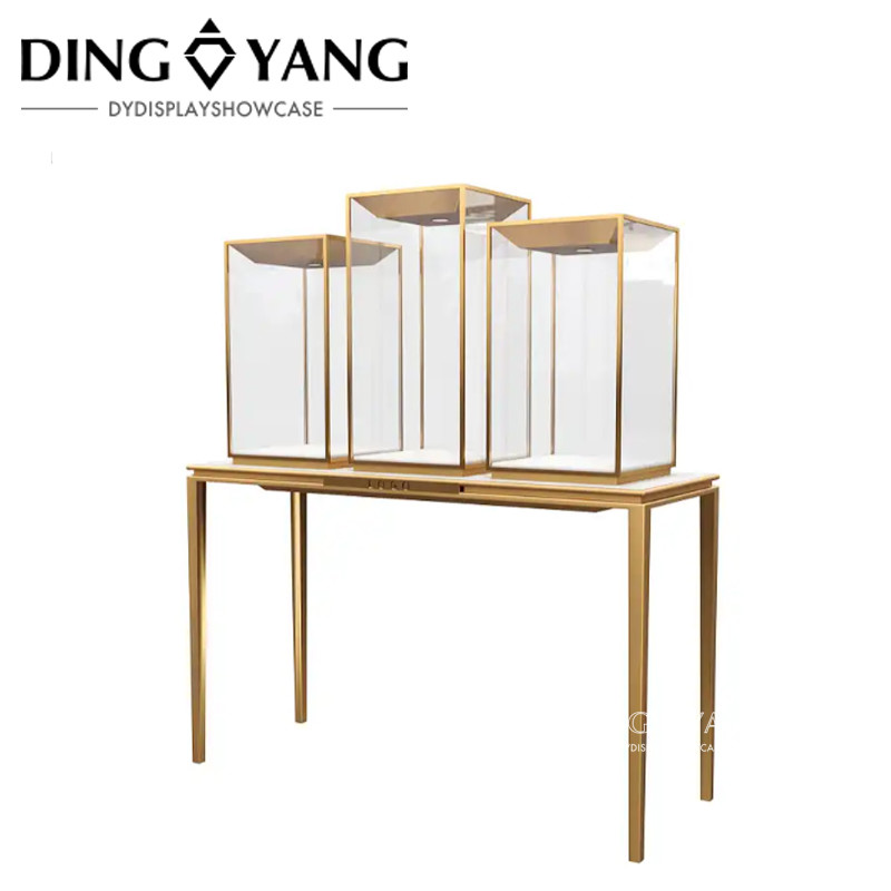 Modern Elegant Jewelry Store Display Fixtures With Lights No Installation Used Directly
