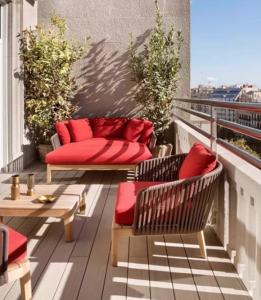 Wholesale PE Rattan Outdoor Patio Furniture Sets With Solid Teak Wood Frame from china suppliers