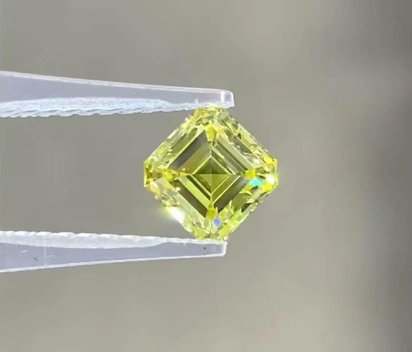 Synthetic High Clarity vS1 Lab Grown Yellow Diamond Asscher Shaped