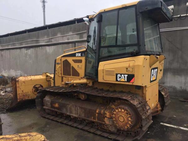Japan Original Used CAT Bulldozer D5K 2013 Year Original Color 74.6kw Rated