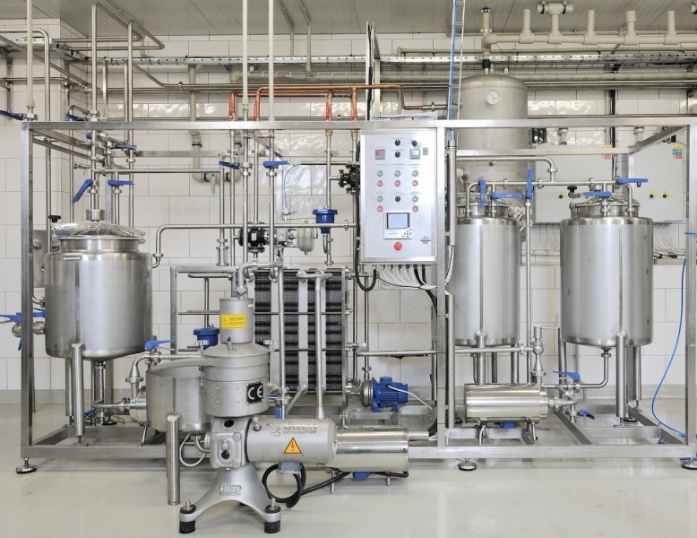 Plastic Cup Package Industrial Yogurt Making Machine 6 Heads 4000 L/H