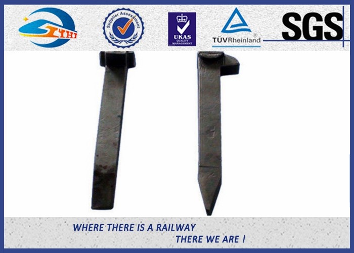 4.6 Grade Steel Railroad Track Spikes Plain Surface DIN Standard