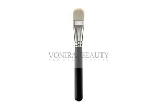 Wholesale Extremely Natural Hair Makeup Brushes Goat Hair Flawless Concealer Brush Wood Handle from china suppliers