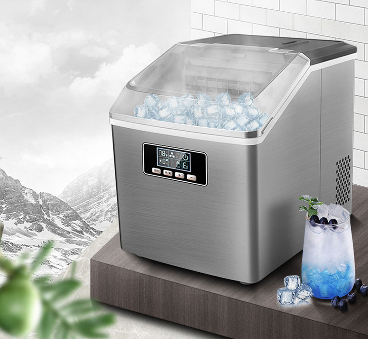 Commercial Home Cube Ice Making Machine 25kg Capacity 12kg Water Tank Capacity for Business Beverage