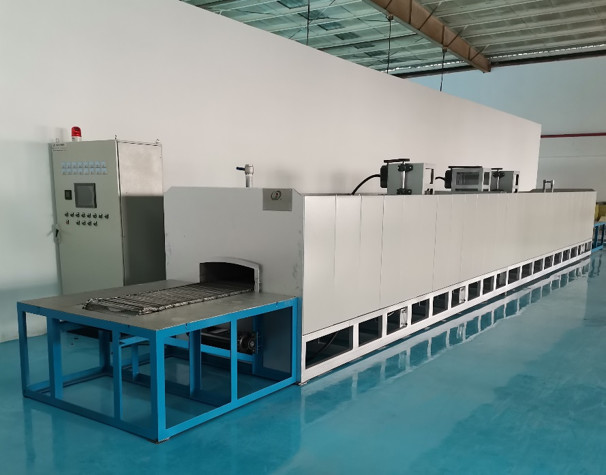 Mesh Belt Furnace High Temperature Automatic Temperature Control For Continuous Heat Treatment