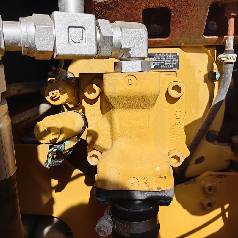 Used Caterpillar 307.5 Crawler Excavator 7.5ton Weight 42kw Rated Power Quality Guaranteed