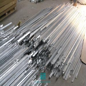 Wholesale 1.25m Height Galvanized Fence Fittings Farm Fence Barbed Wire 30 X 30 X 3.0mm from china suppliers