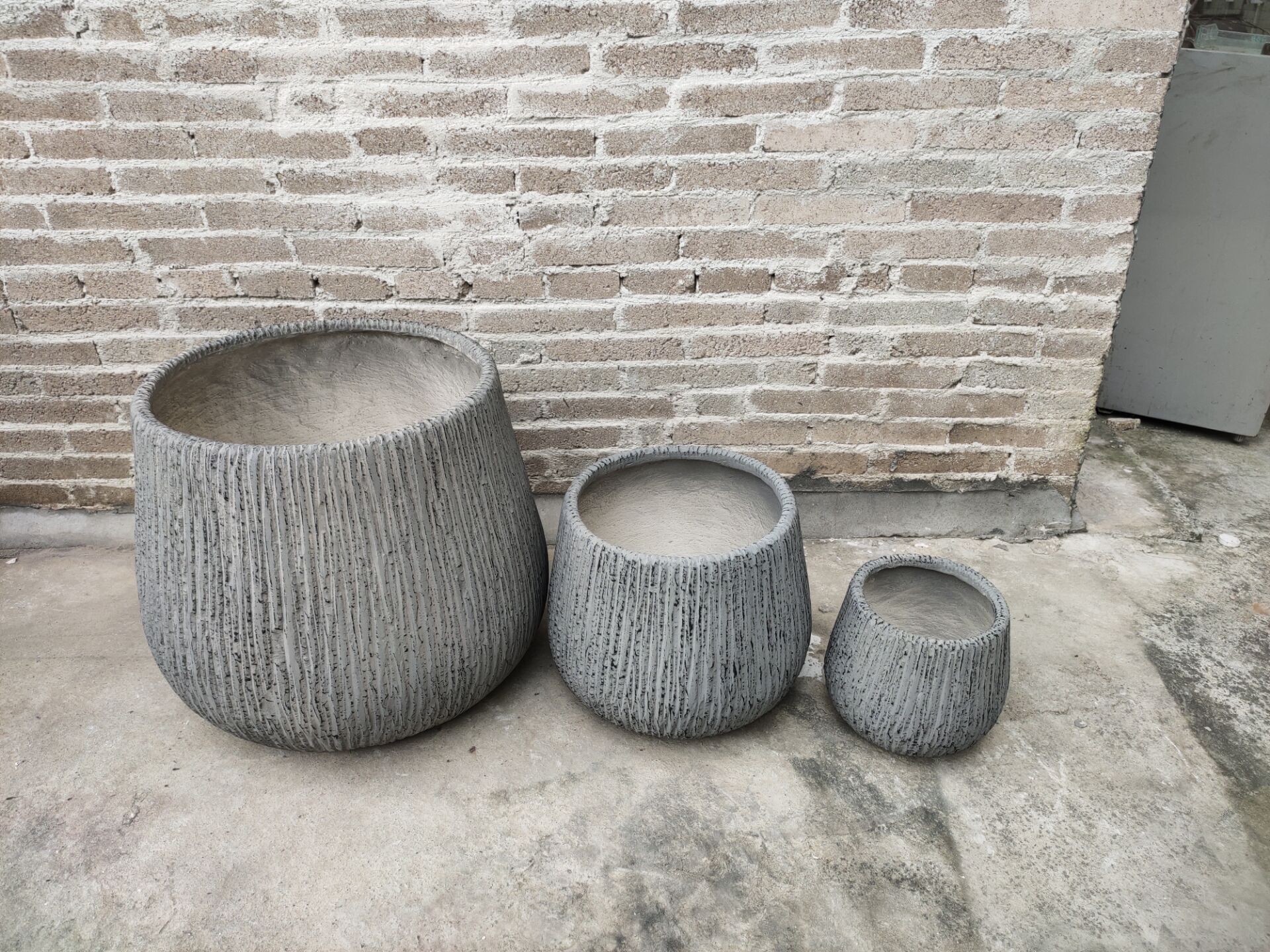 Outdoor Decor Fiber Clay Planters Durable And Stylish Designs