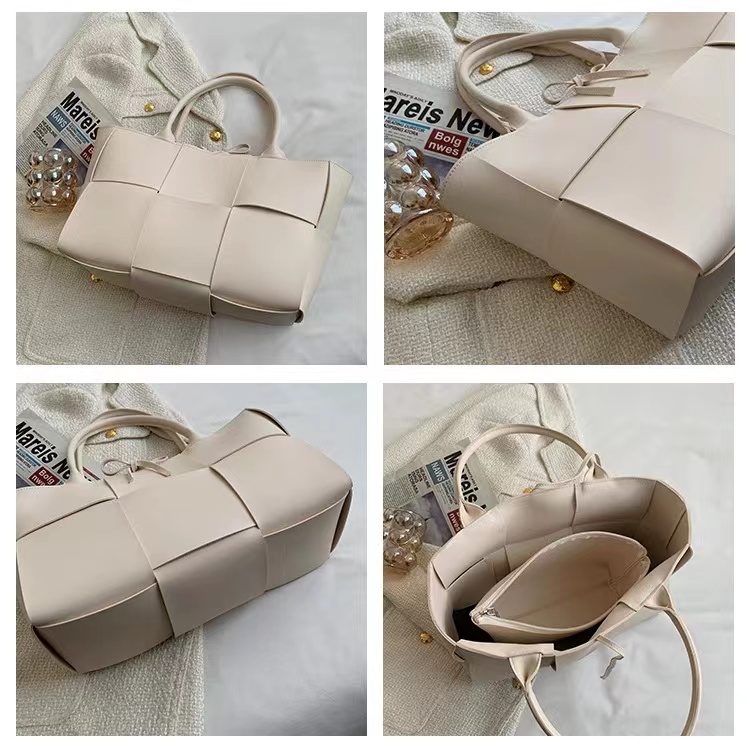 Open Closure Women's Tote Bags with Large Capacity Luxury PU Leather Shoulder Bags