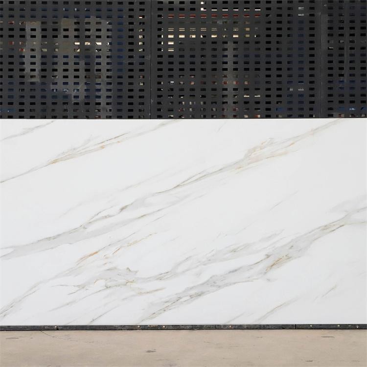 6mm 12mm Honed Calacatta Sintered Stone Big Slabs Heat Resistant