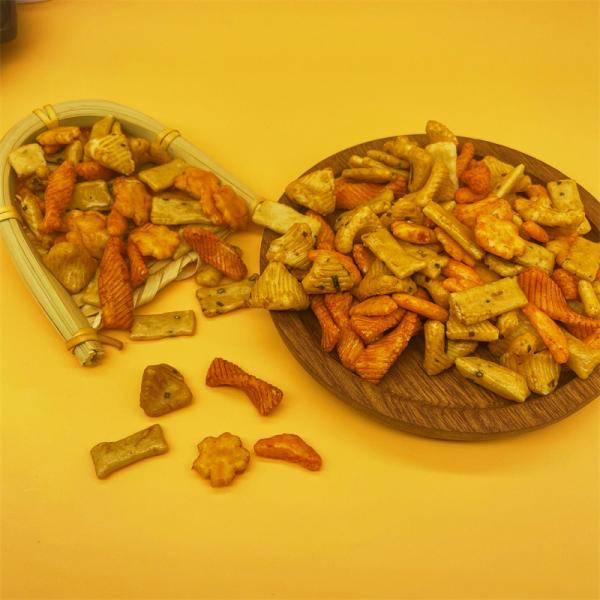 Gluten Free Japanese rice crackers exotic baked rice snack food low fat baked
